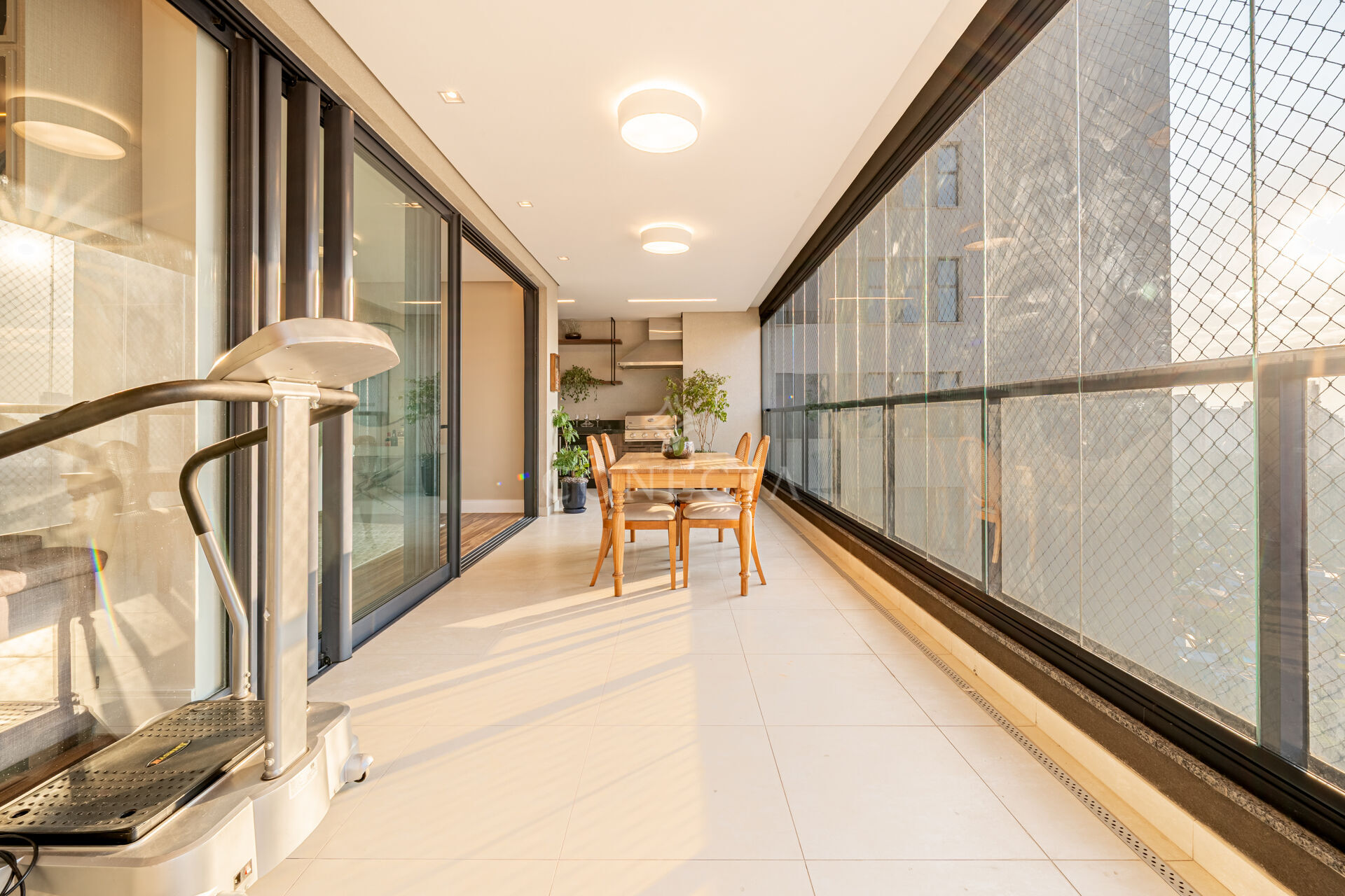 Apartamento para alugar com 3 quartos, 281m² - Foto 10