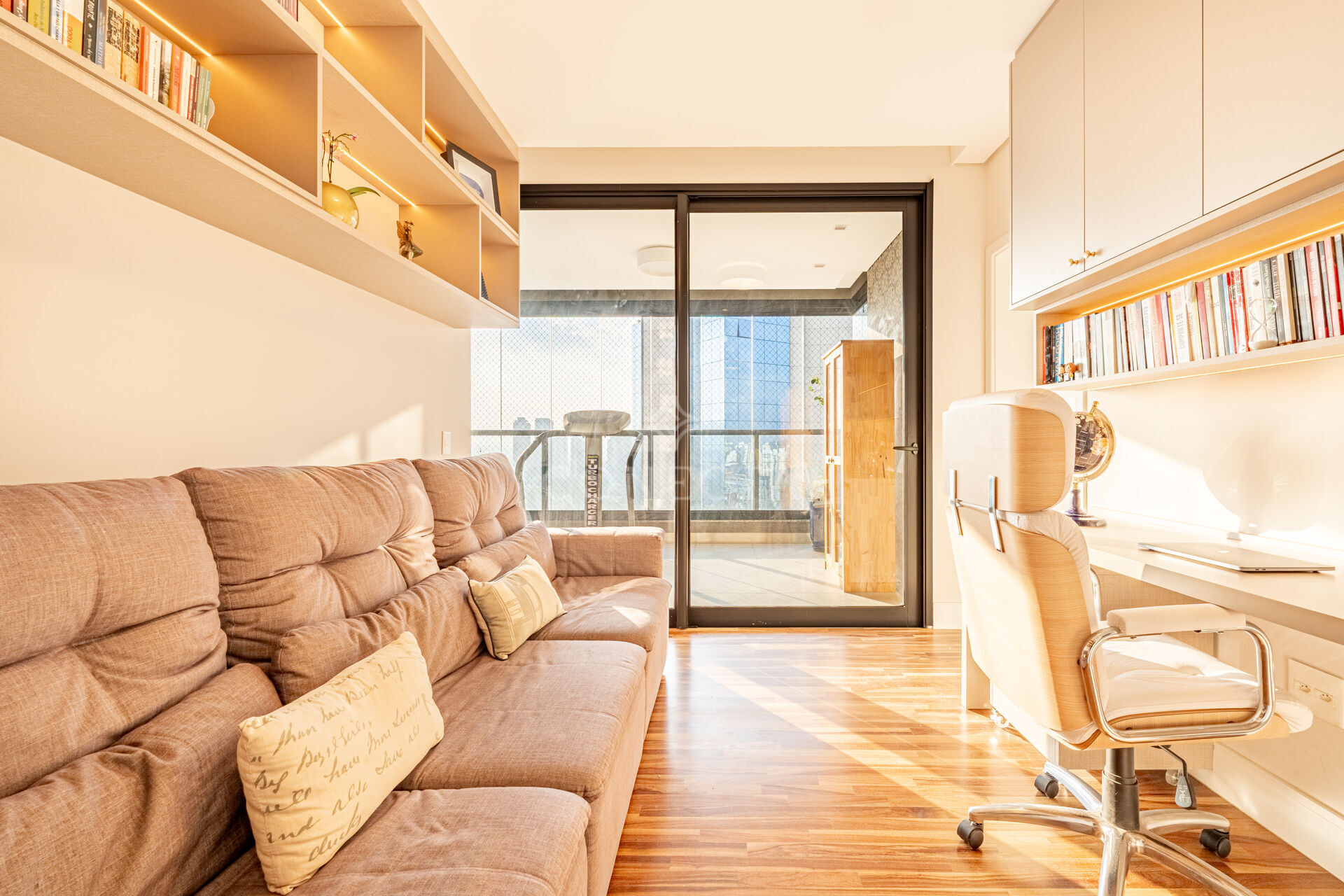 Apartamento para alugar com 3 quartos, 281m² - Foto 20