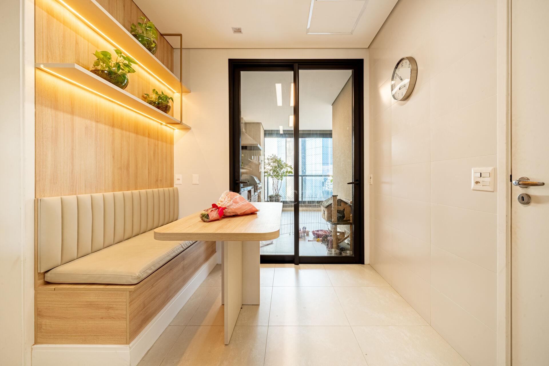 Apartamento para alugar com 3 quartos, 281m² - Foto 15