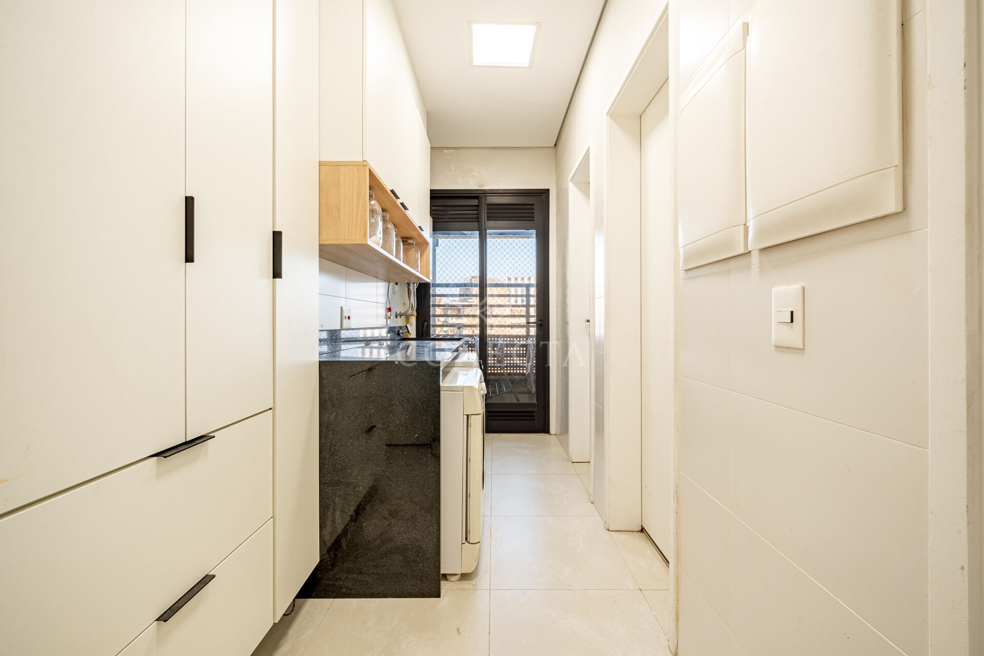 Apartamento para alugar com 3 quartos, 281m² - Foto 37