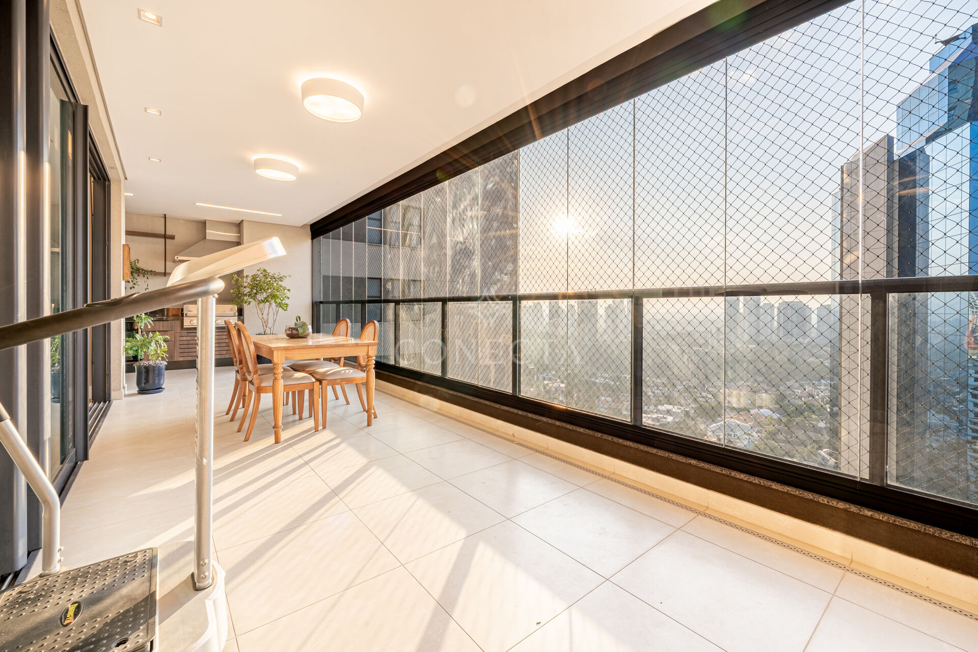 Apartamento para alugar com 3 quartos, 281m² - Foto 11