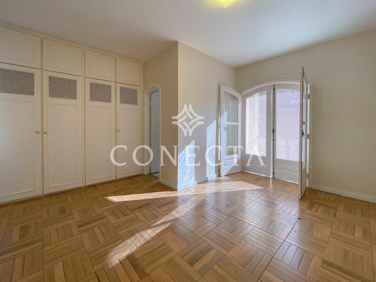 Casa à venda com 3 quartos, 350m² - Foto 17