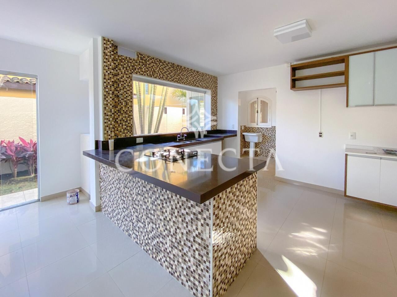 Casa à venda com 3 quartos, 350m² - Foto 10