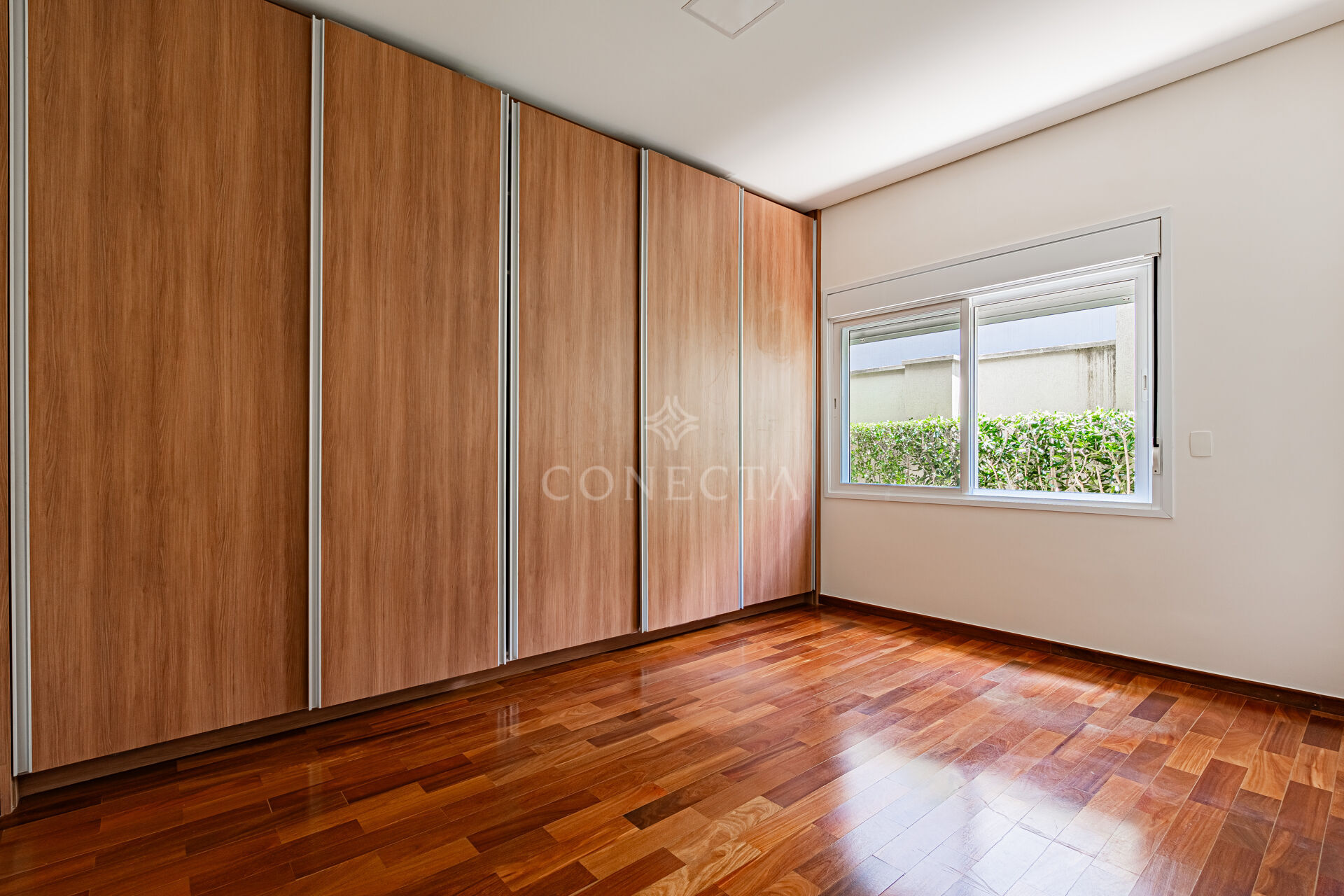 Casa à venda com 4 quartos, 250m² - Foto 31