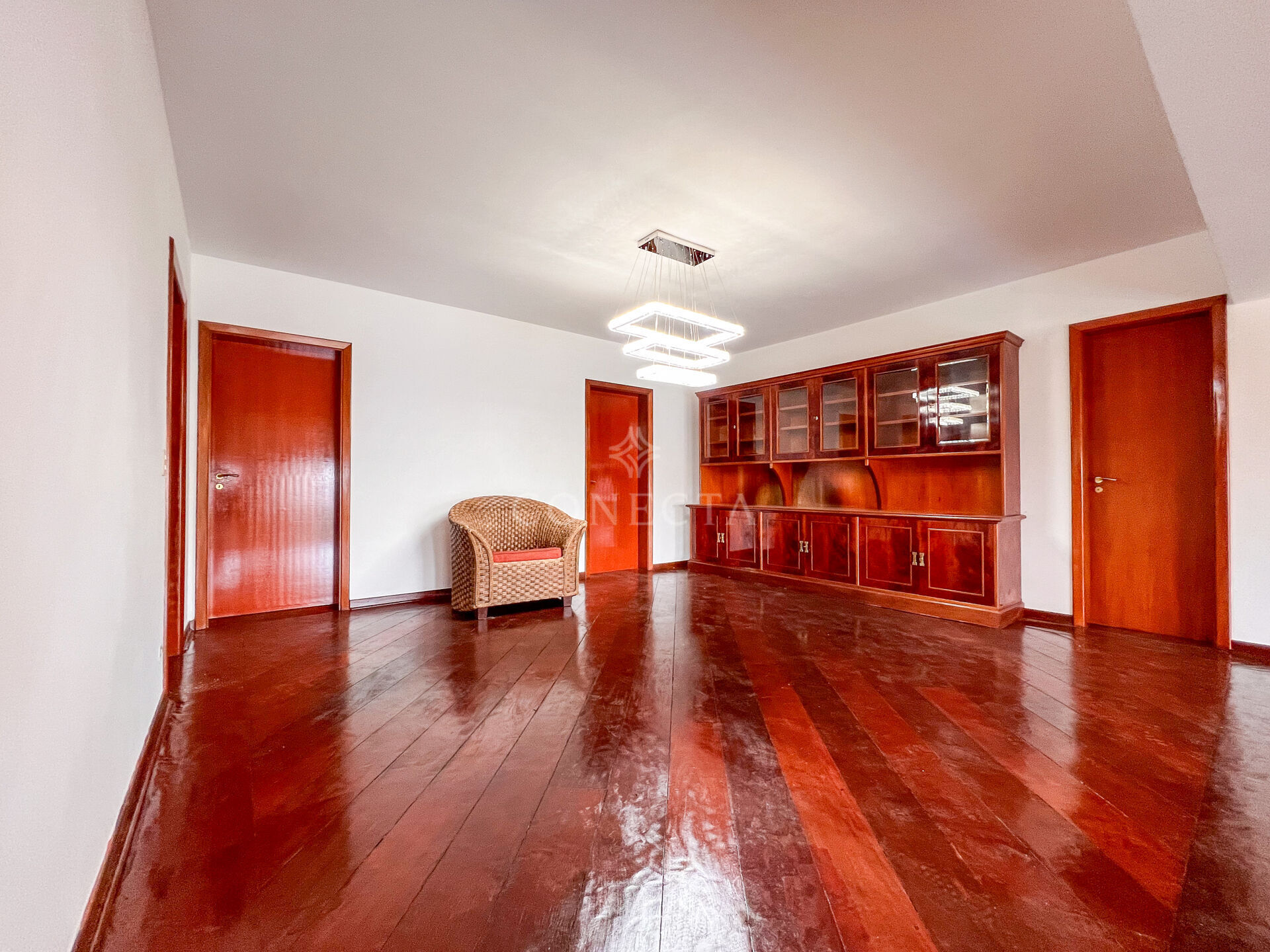 Apartamento para alugar com 4 quartos, 296m² - Foto 5