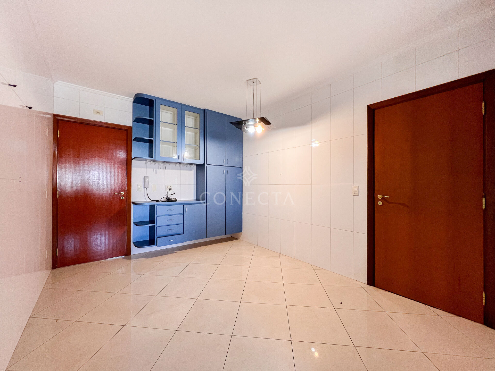 Apartamento para alugar com 4 quartos, 296m² - Foto 10