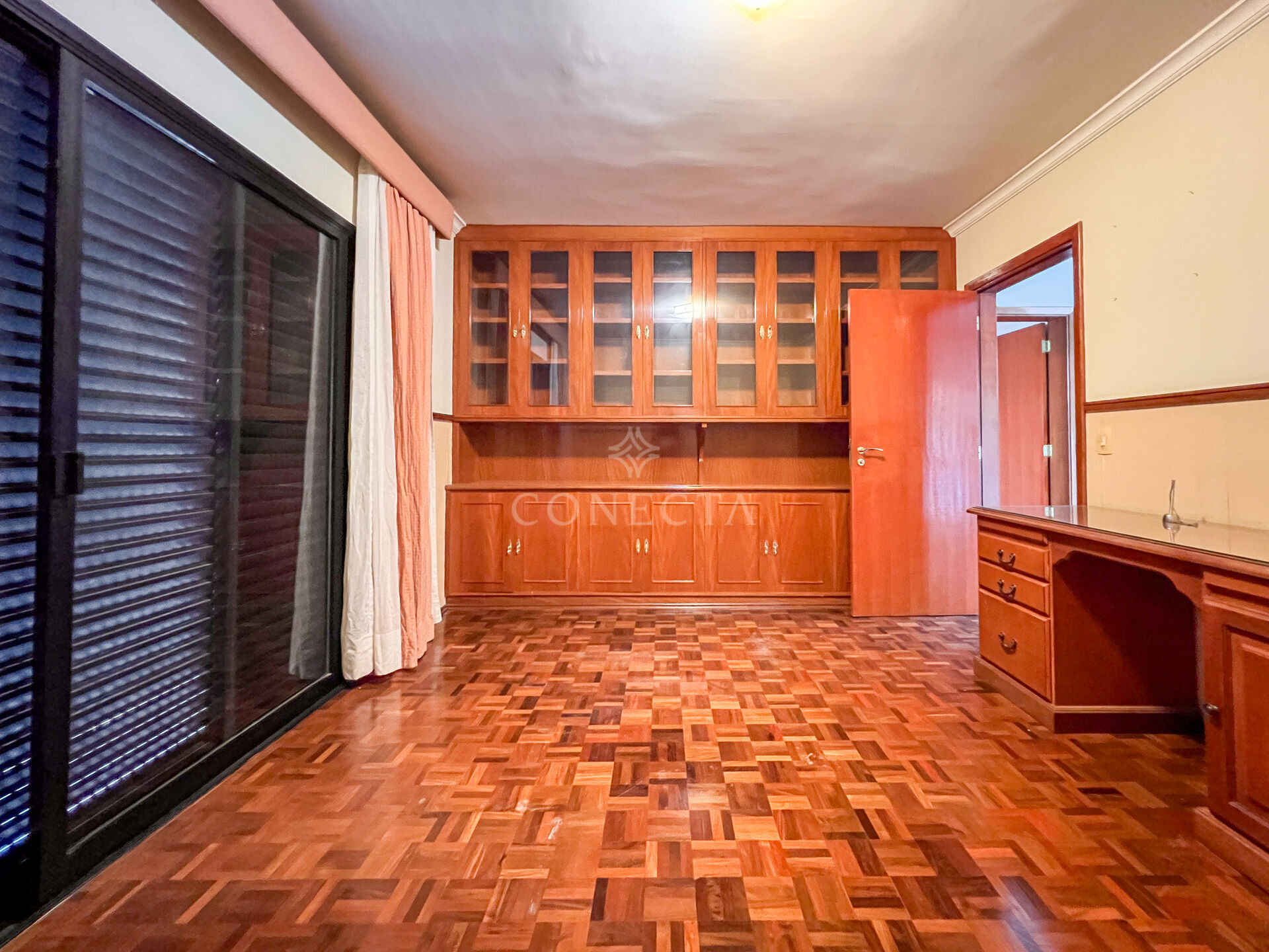 Apartamento para alugar com 4 quartos, 296m² - Foto 19