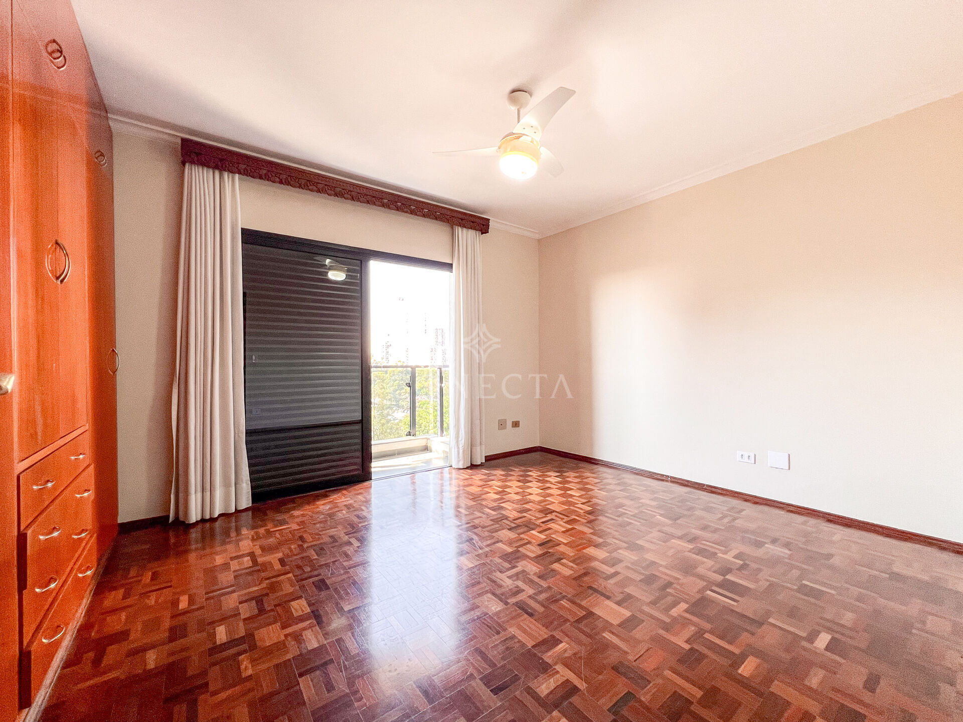 Apartamento para alugar com 4 quartos, 296m² - Foto 32