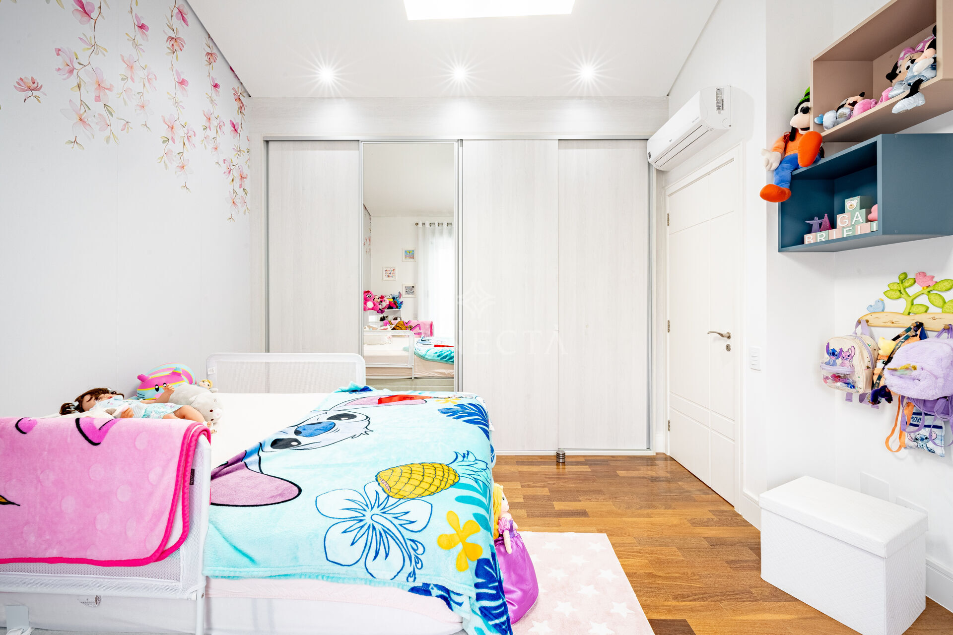 Casa à venda com 4 quartos, 489m² - Foto 42