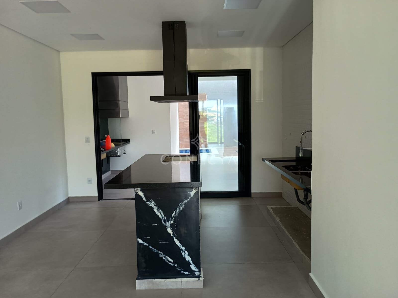 Casa, 4 quartos, 275 m² - Foto 13