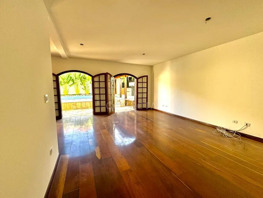 Casa à venda com 4 quartos, 248m² - Foto 6