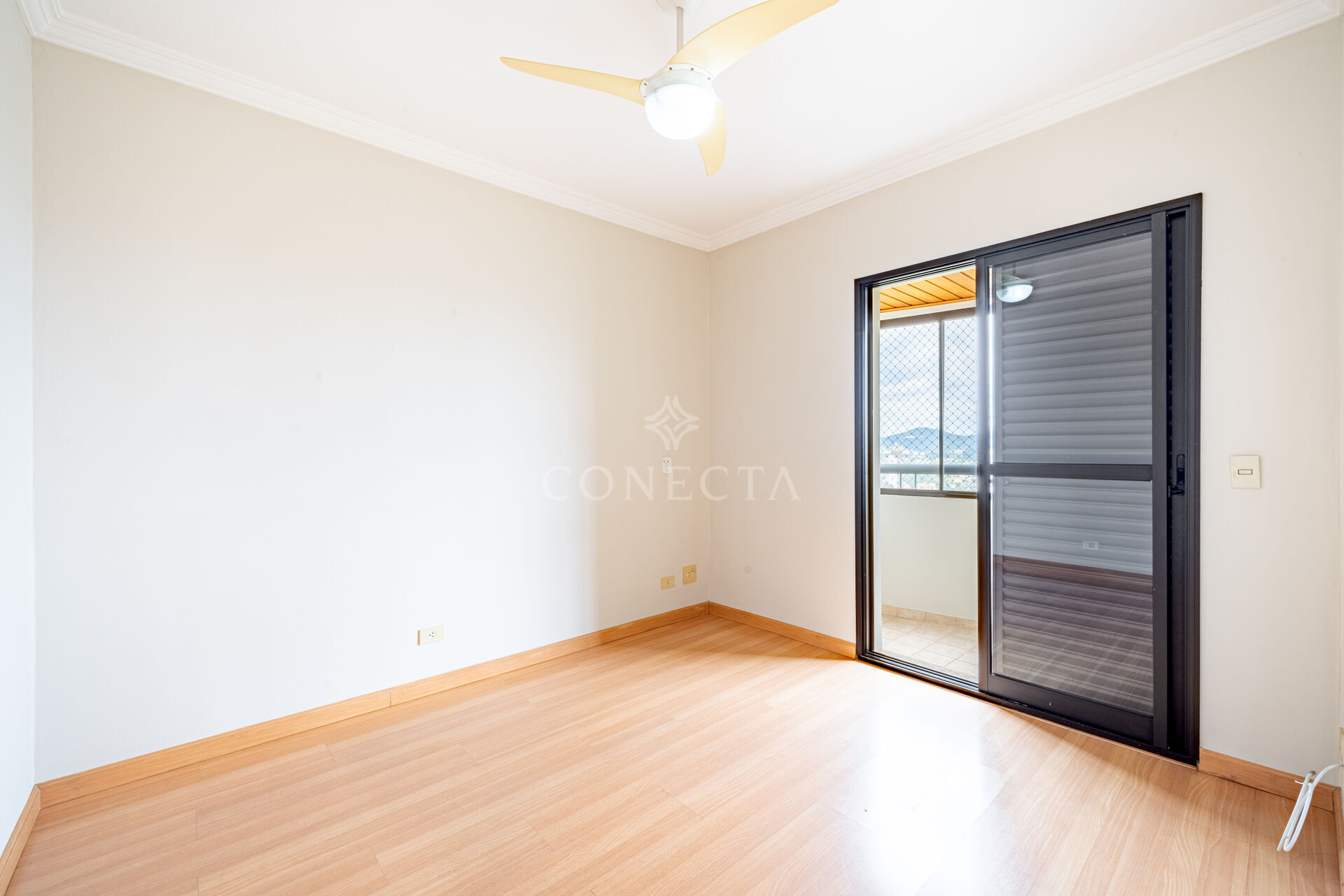 Apartamento para alugar com 4 quartos, 153m² - Foto 11