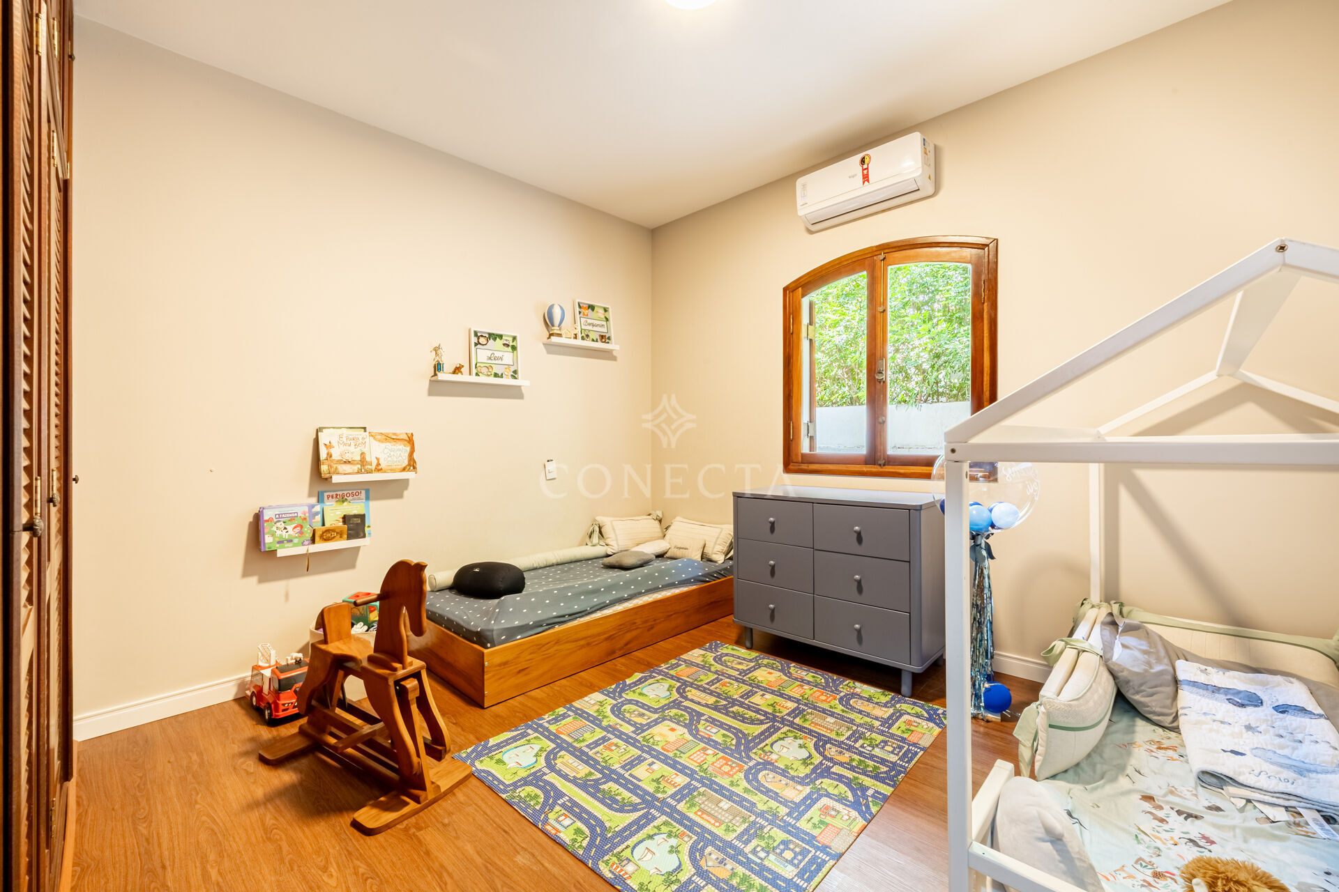 Casa, 4 quartos, 258 m² - Foto 31