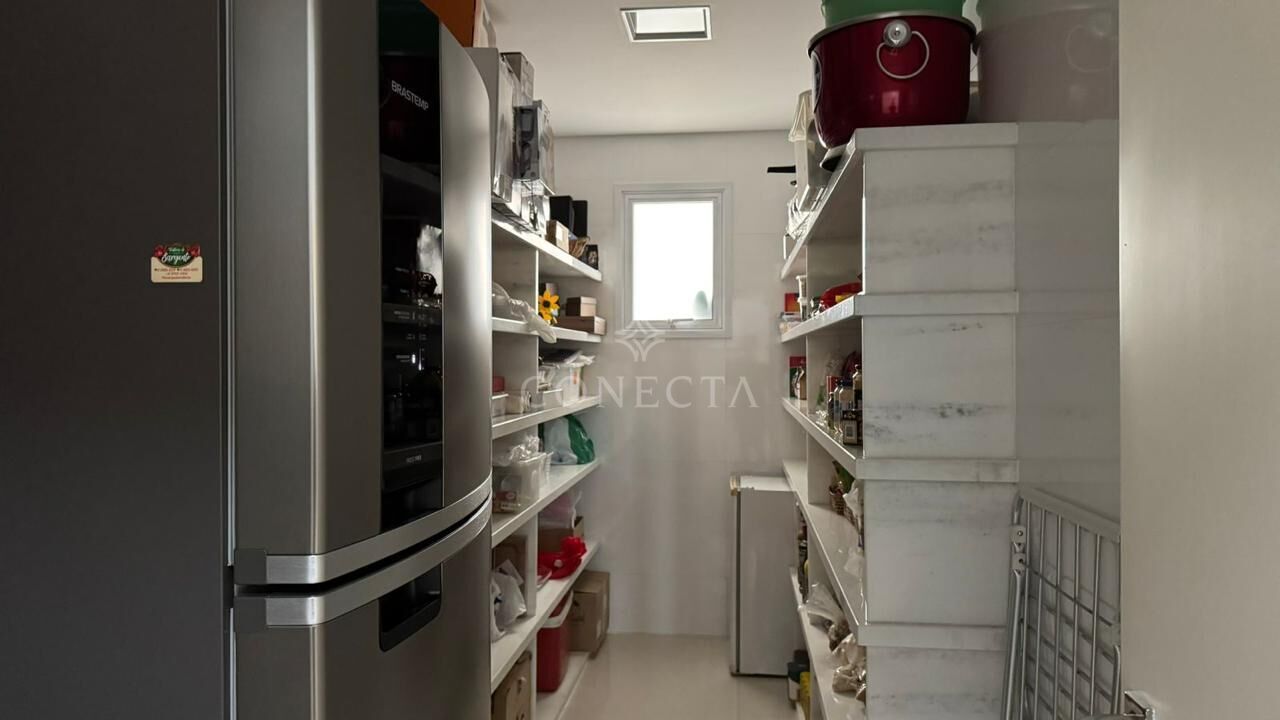 Casa à venda com 4 quartos, 990m² - Foto 18