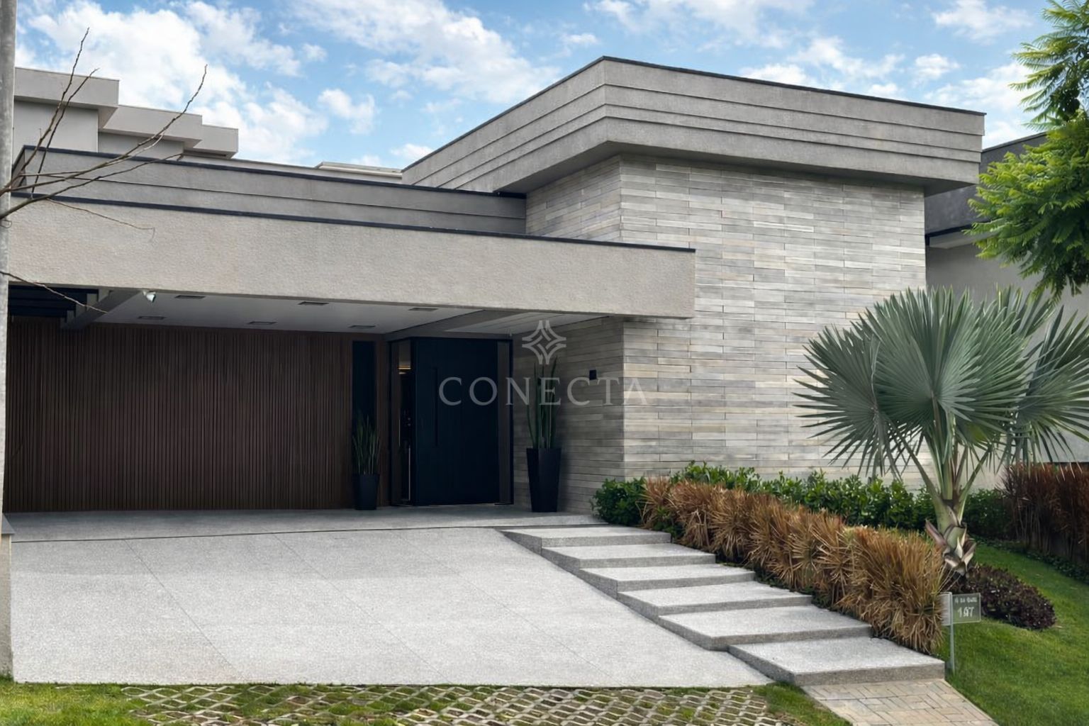 Casa, 3 quartos, 240 m² - Foto 1