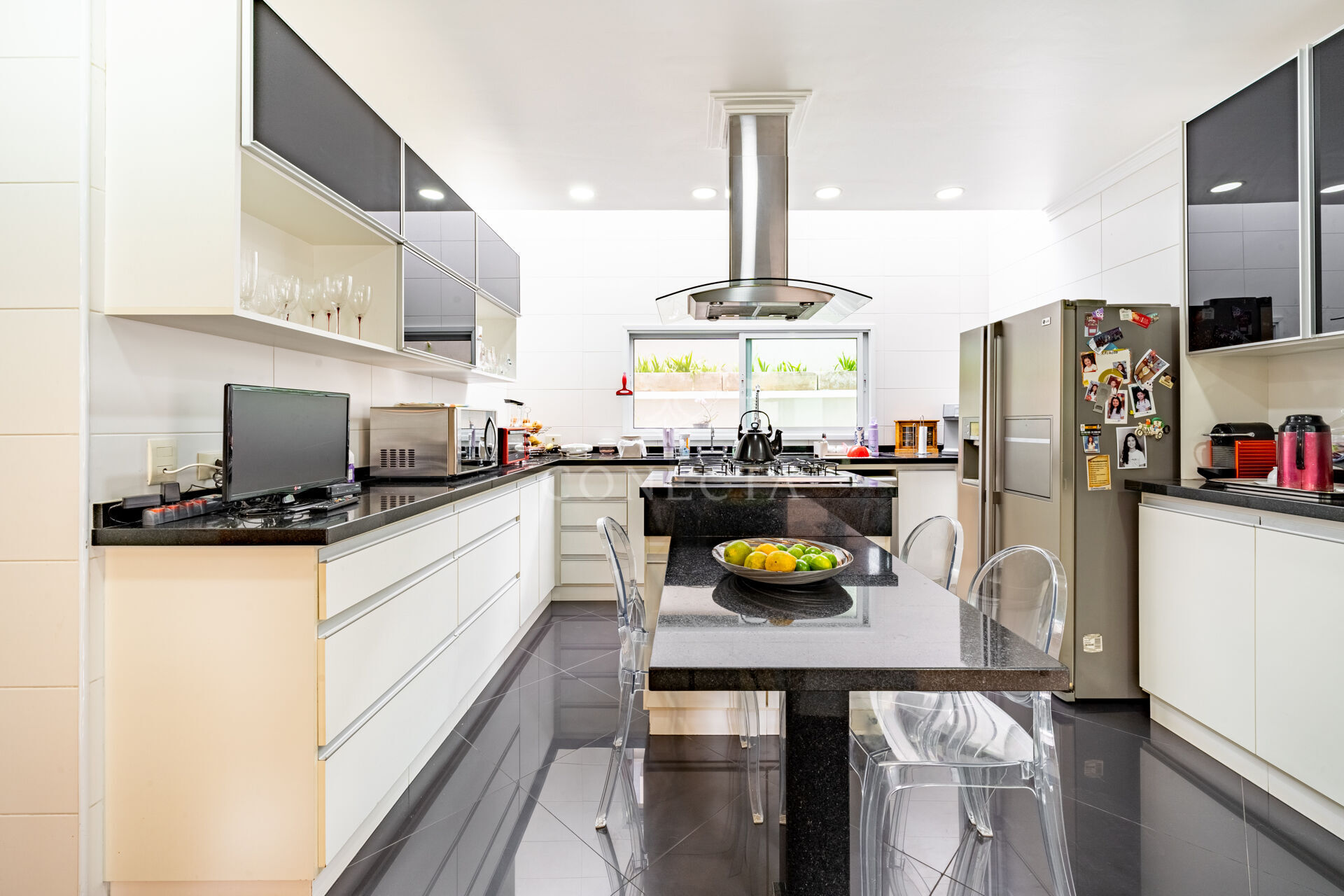 Casa à venda com 3 quartos, 365m² - Foto 11