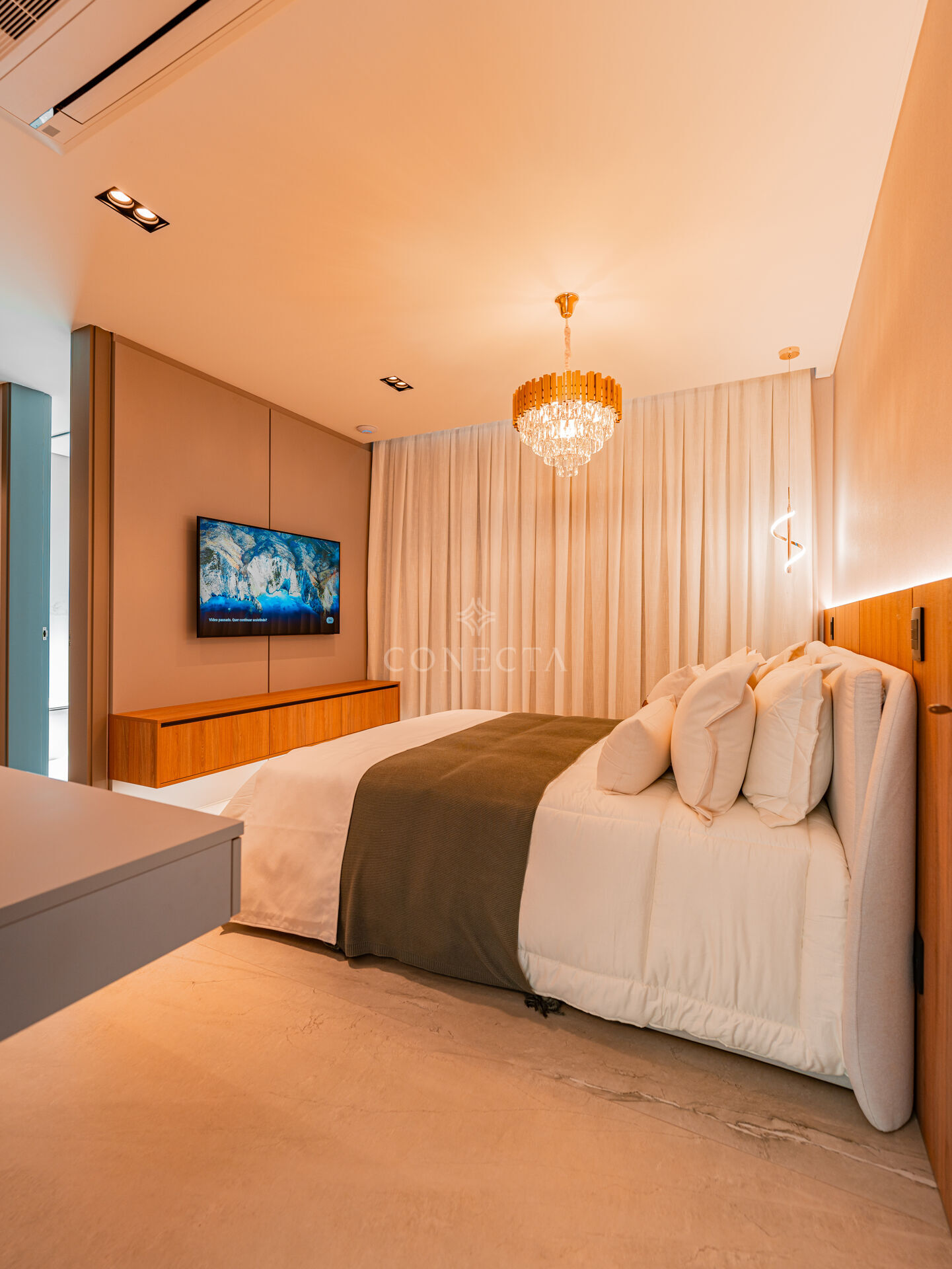 Casa, 6 quartos, 1470 m² - Foto 3
