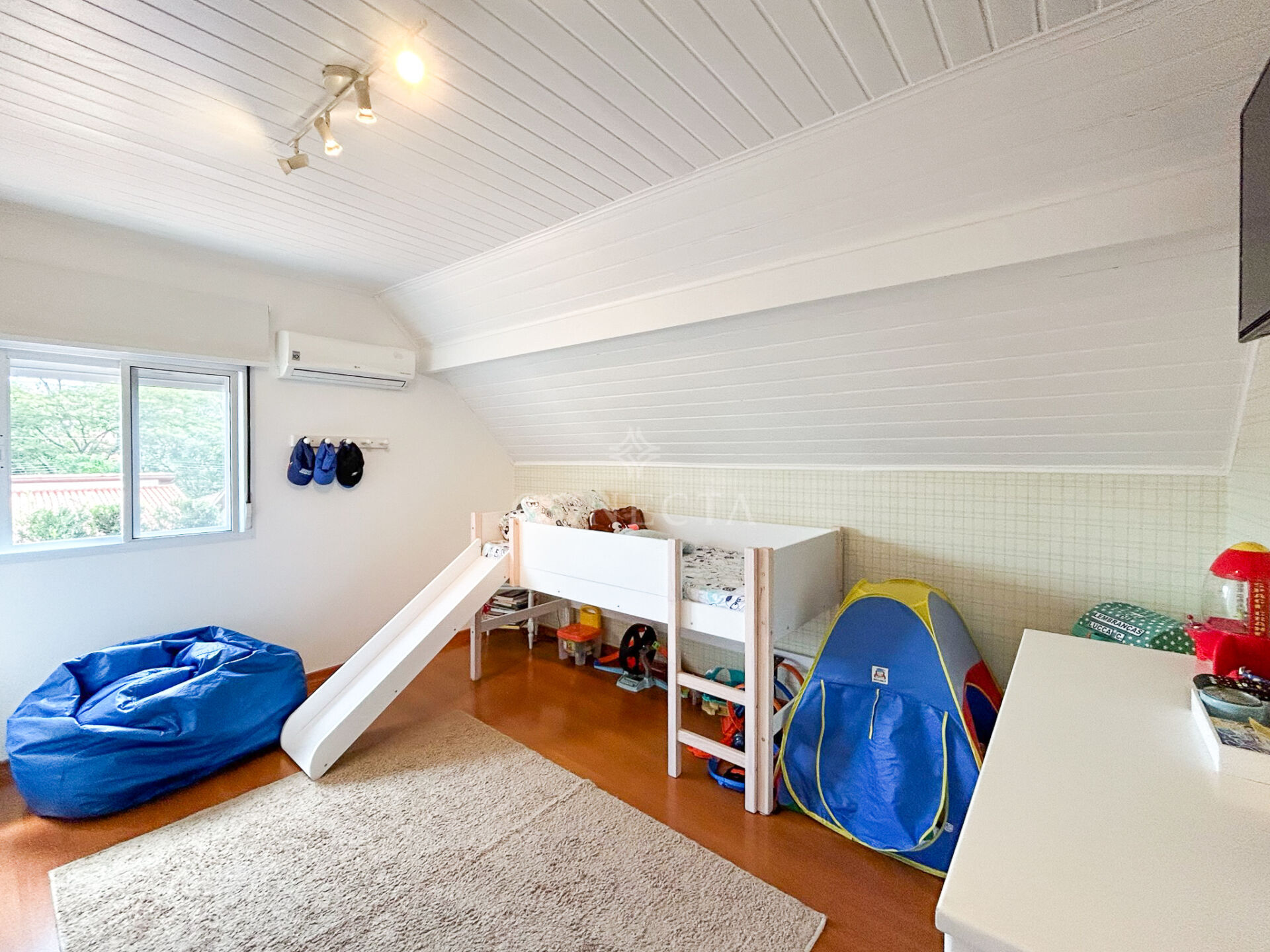 Casa, 3 quartos, 274 m² - Foto 42
