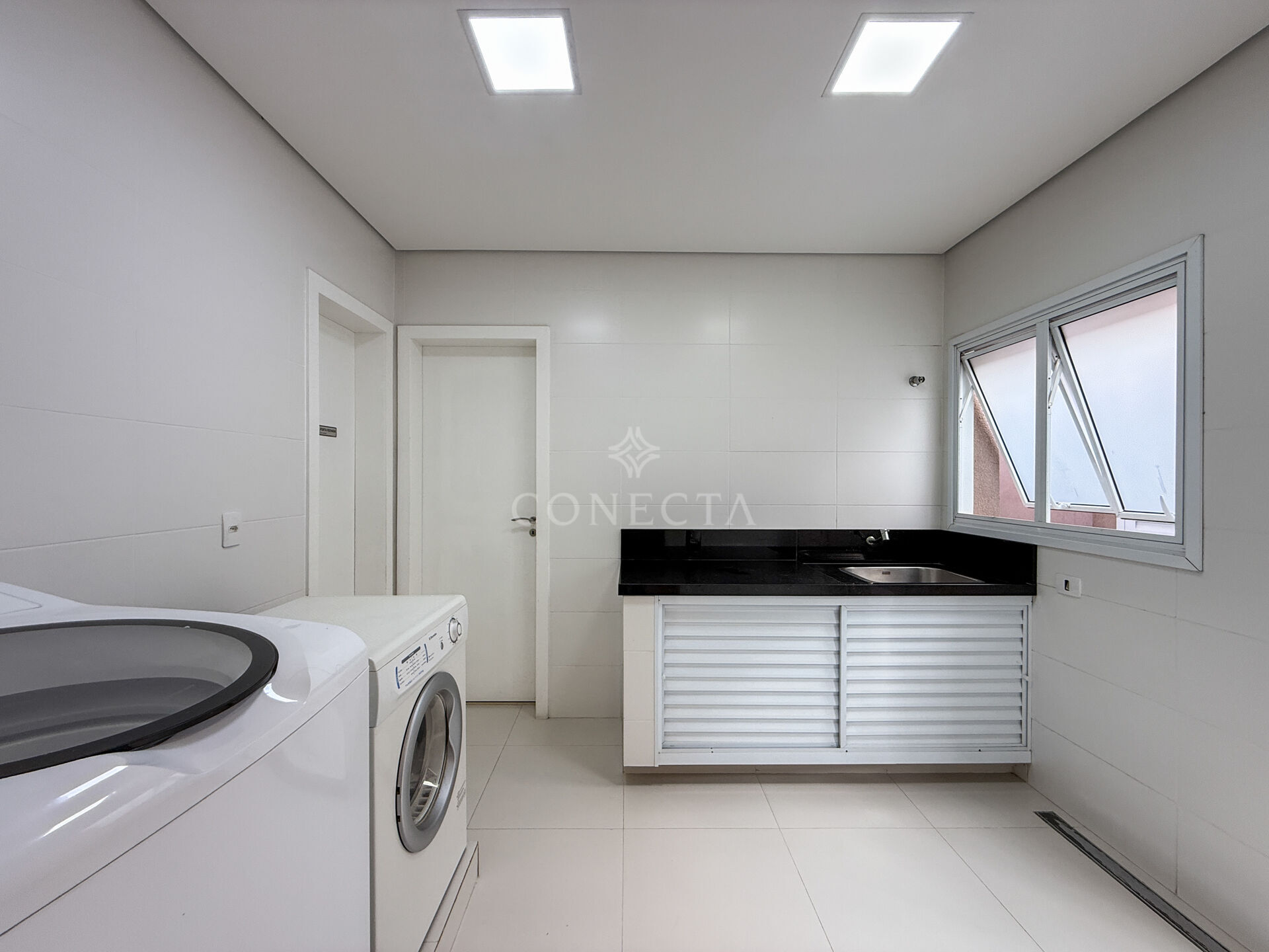Casa, 4 quartos, 553 m² - Foto 38