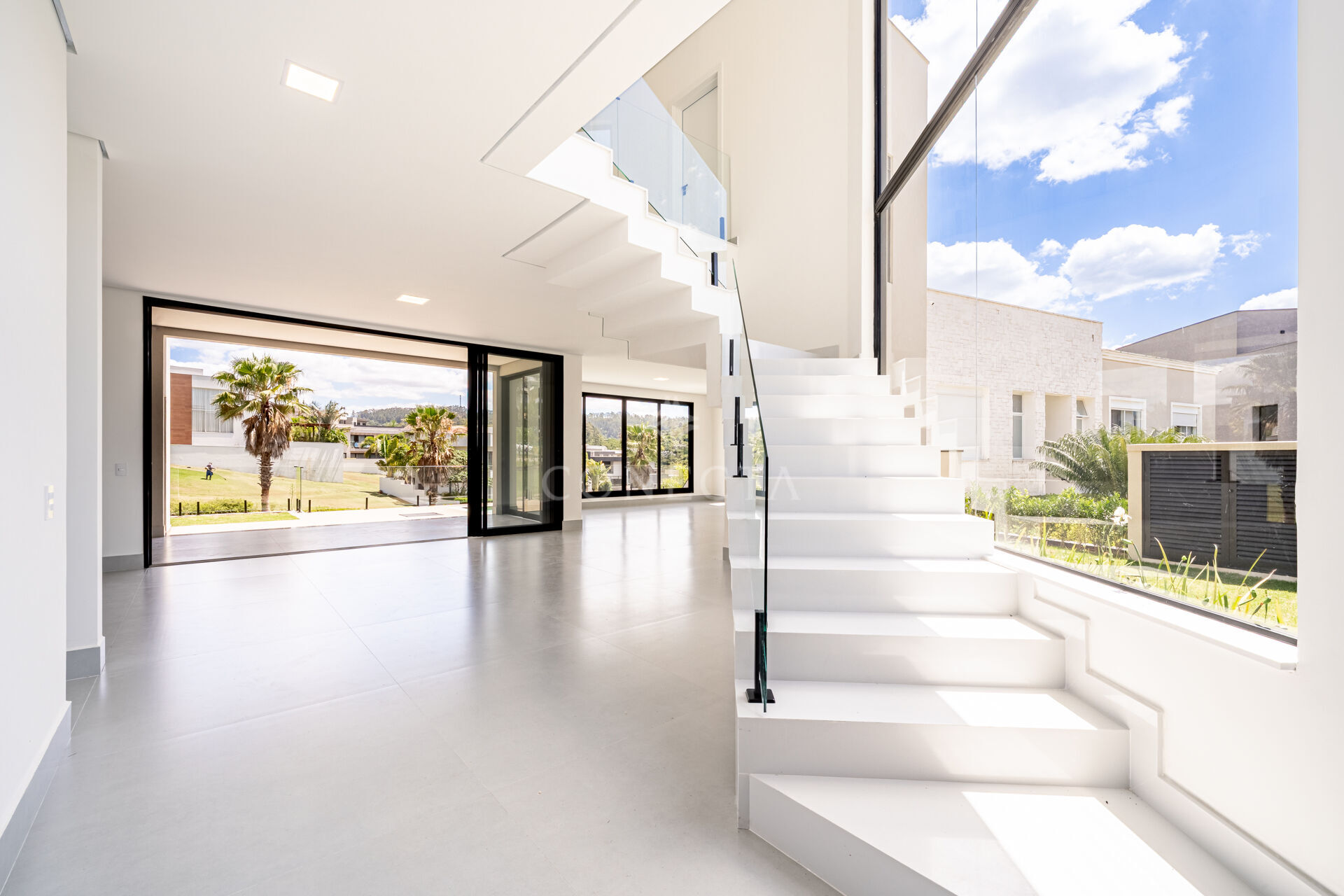 Casa, 4 quartos, 350 m² - Foto 4