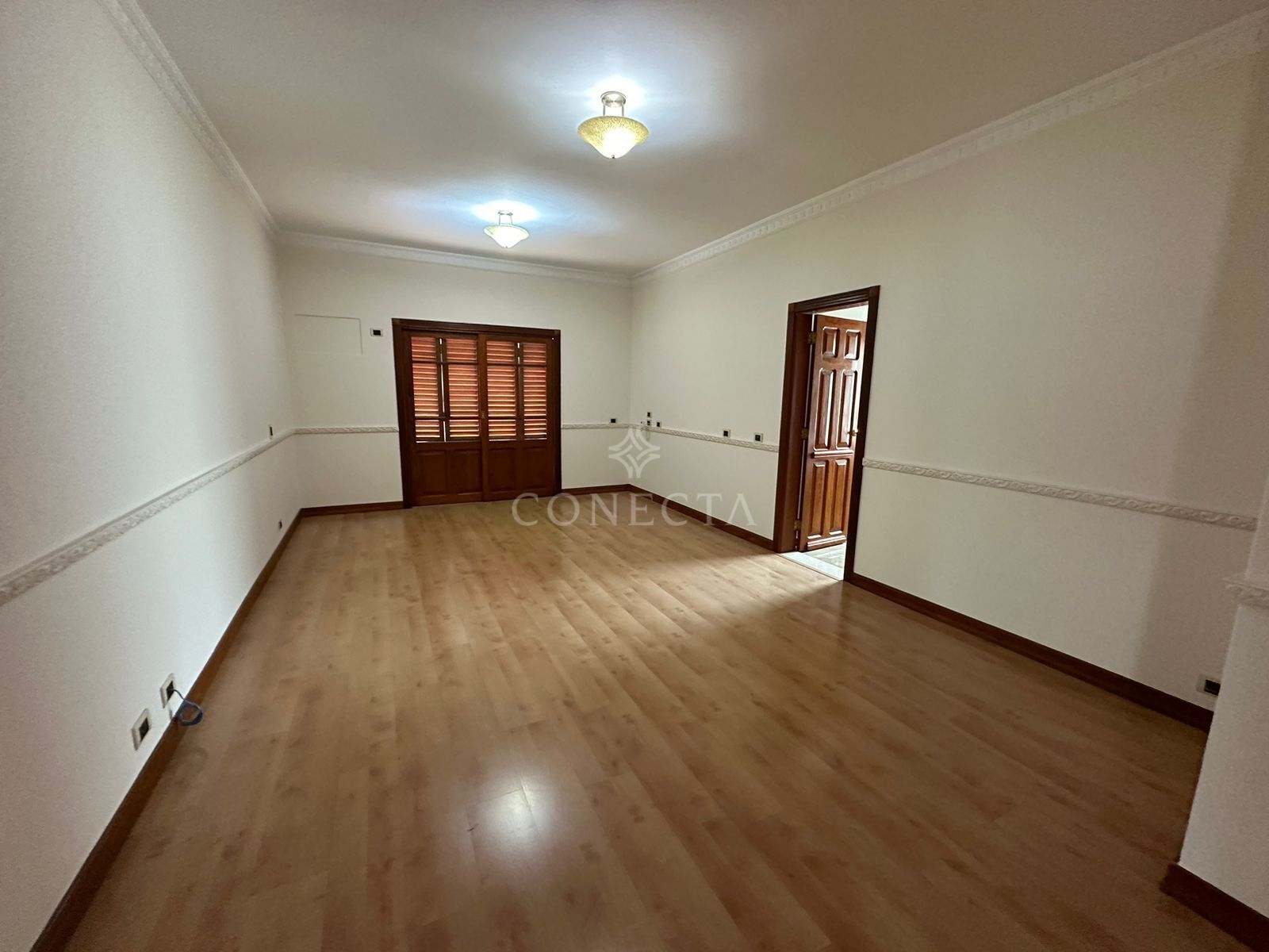 Casa à venda com 4 quartos, 460m² - Foto 11