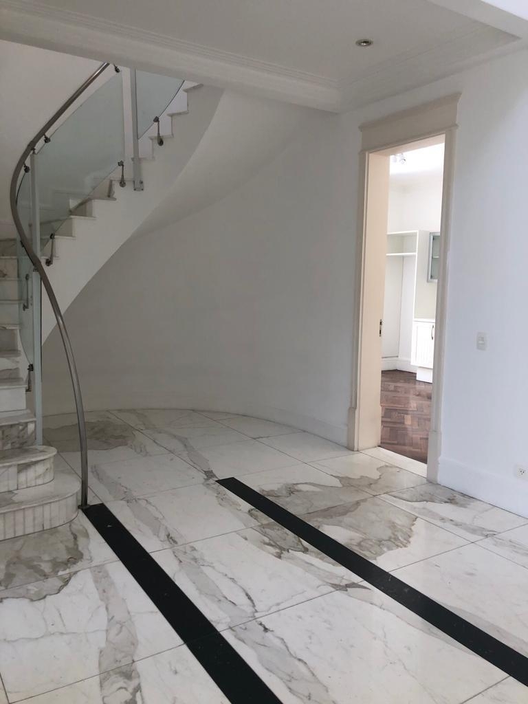 Casa à venda com 4 quartos, 600m² - Foto 5