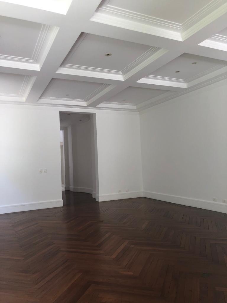 Casa à venda com 4 quartos, 600m² - Foto 6