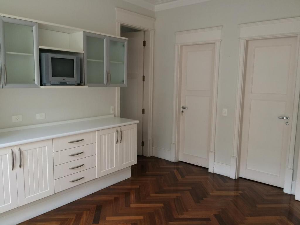 Casa à venda com 4 quartos, 600m² - Foto 18