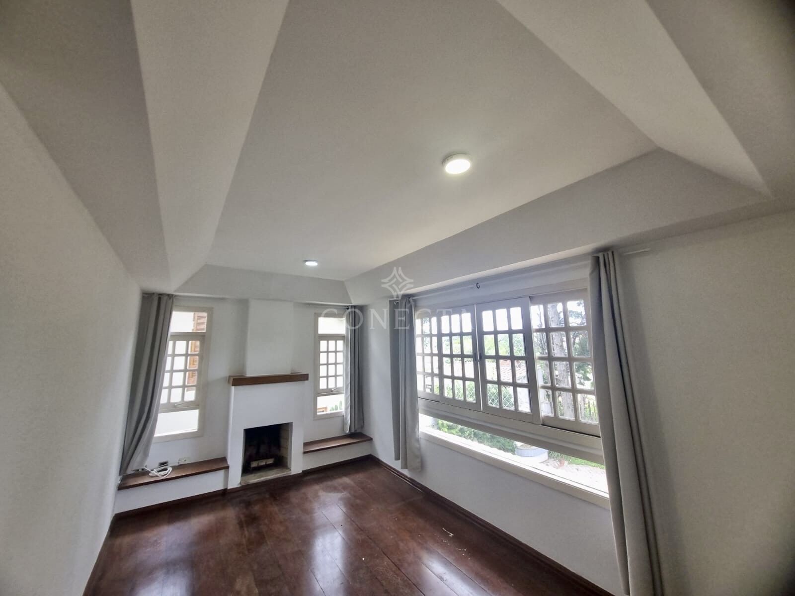 Casa, 4 quartos, 240 m² - Foto 4