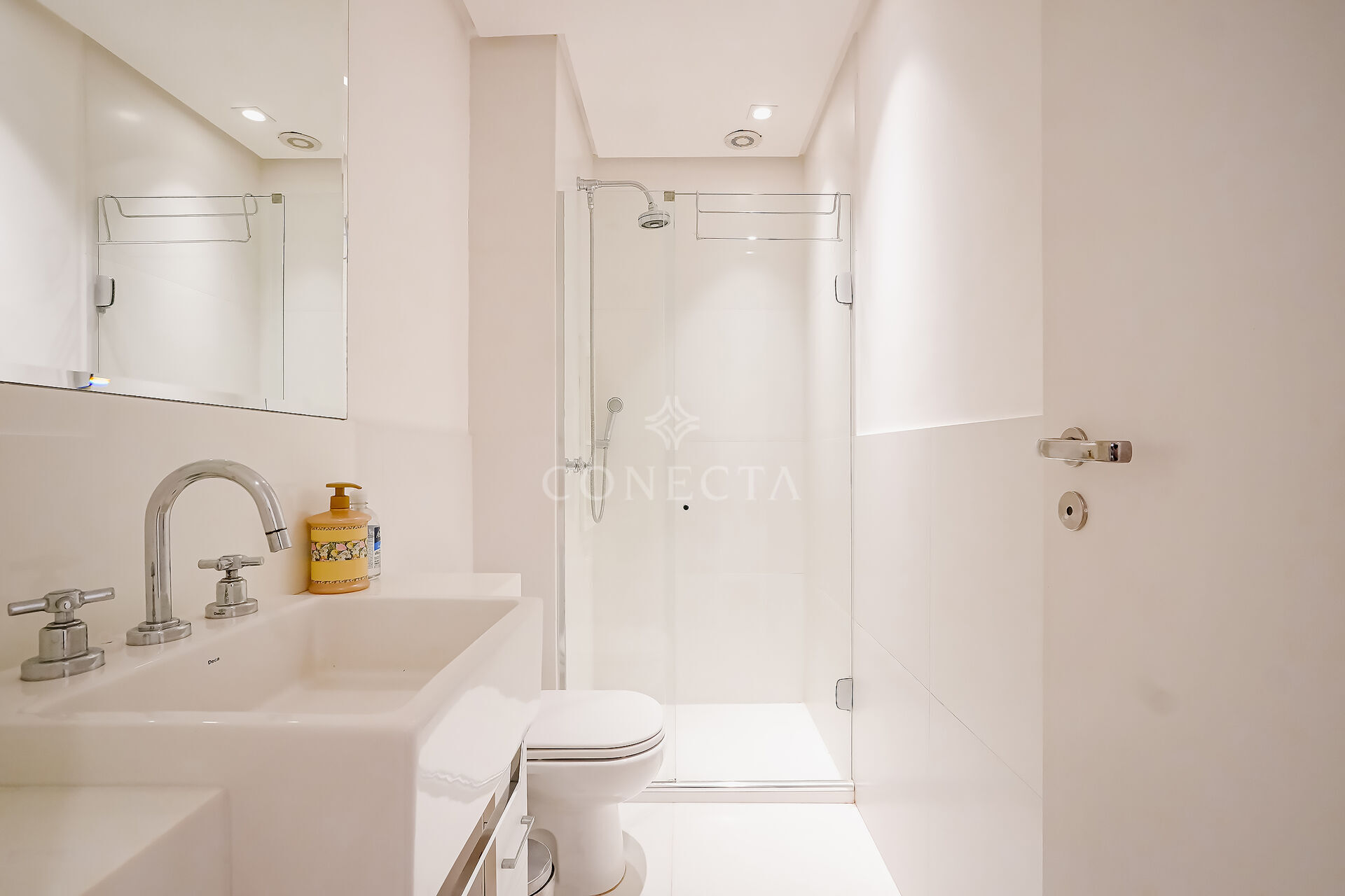 Apartamento para alugar com 2 quartos, 220m² - Foto 20