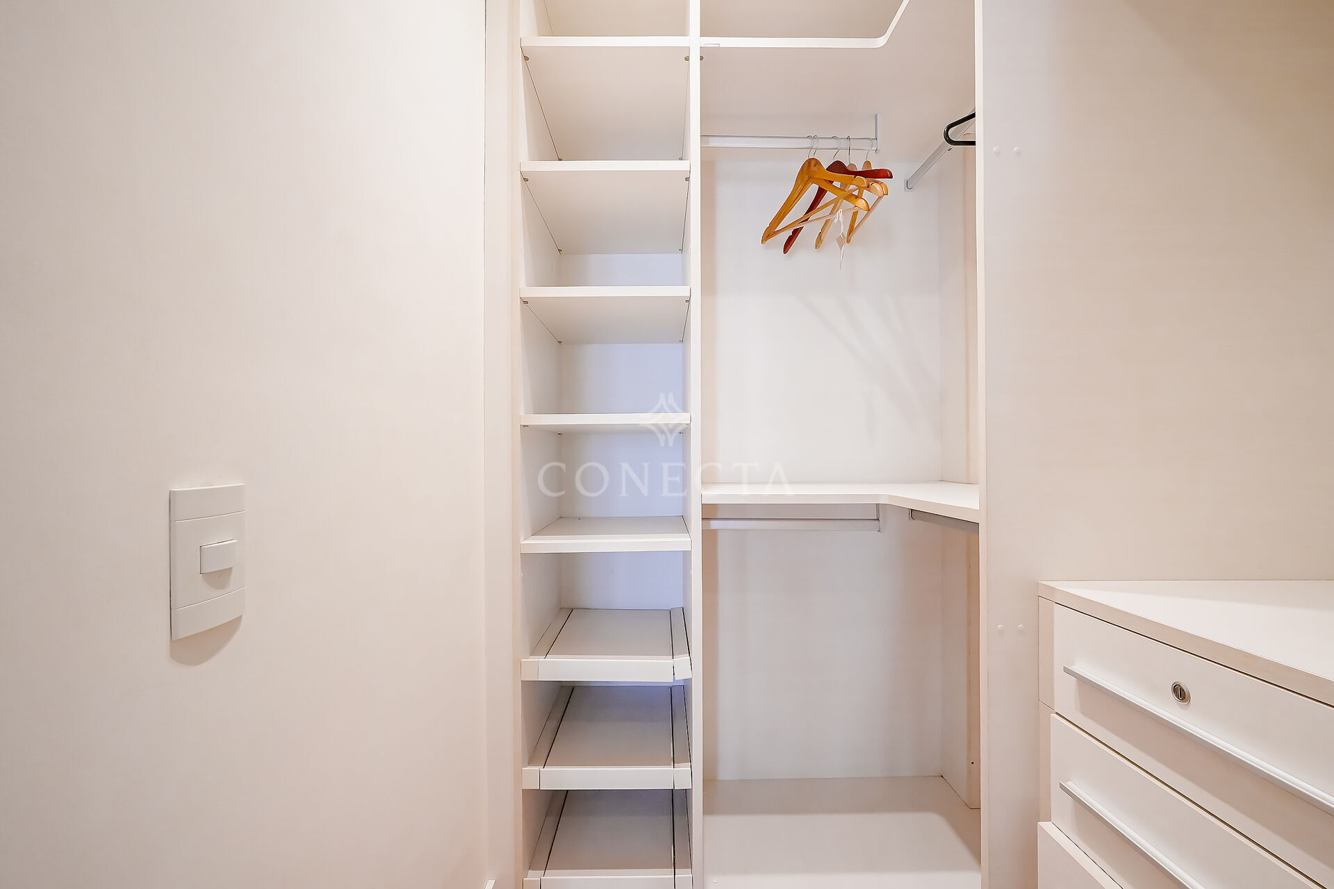 Apartamento para alugar com 2 quartos, 220m² - Foto 16
