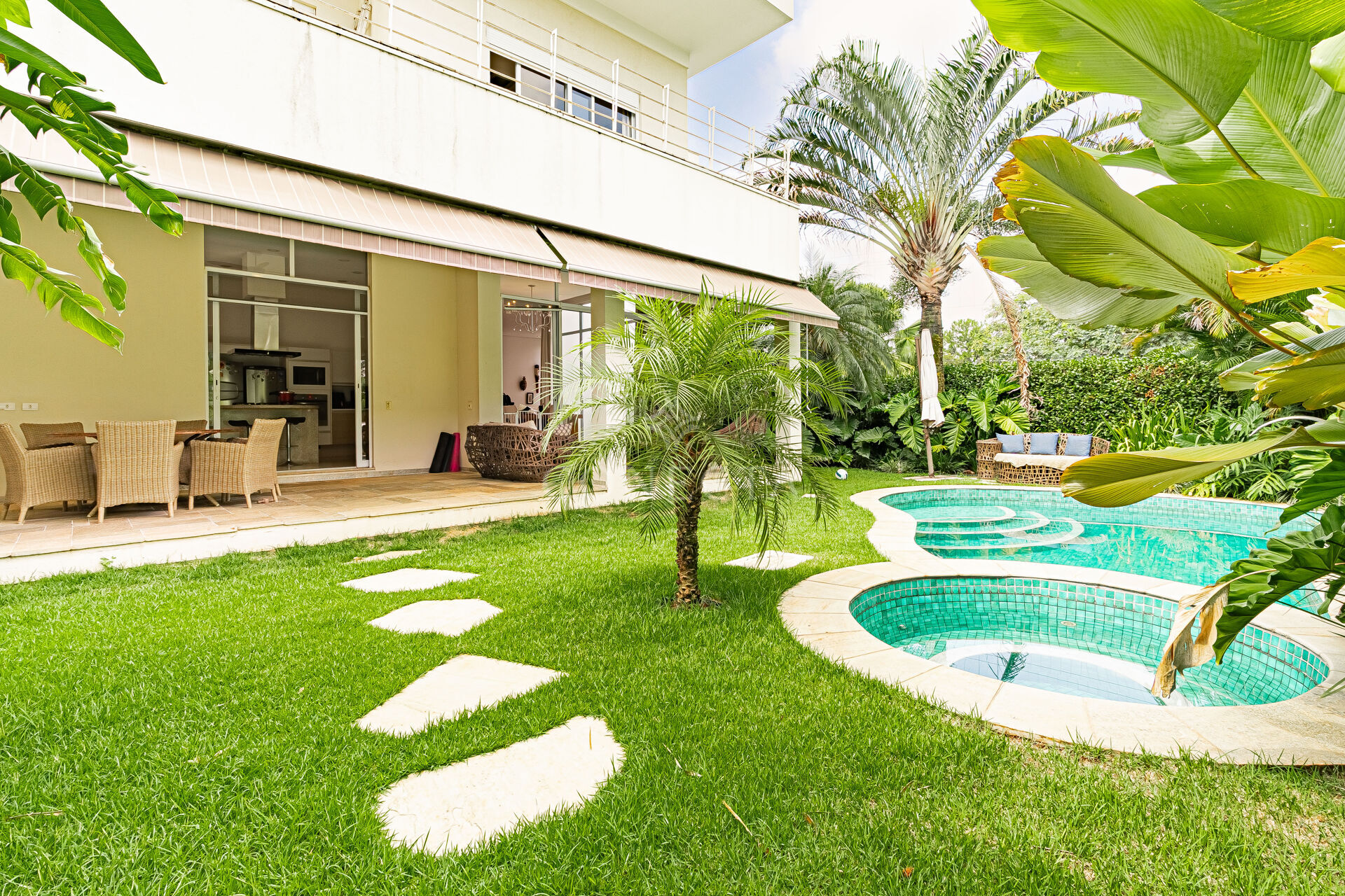 Casa, 4 quartos, 615 m² - Foto 3