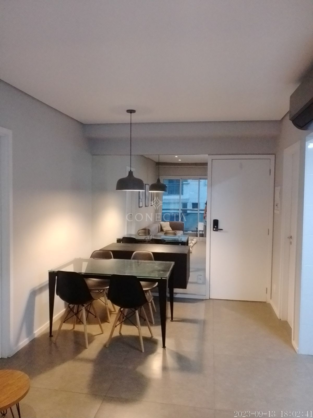 Apartamento à venda com 1 quarto, 49m² - Foto 2