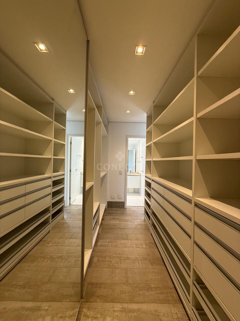 Apartamento, 4 quartos, 202 m² - Foto 13