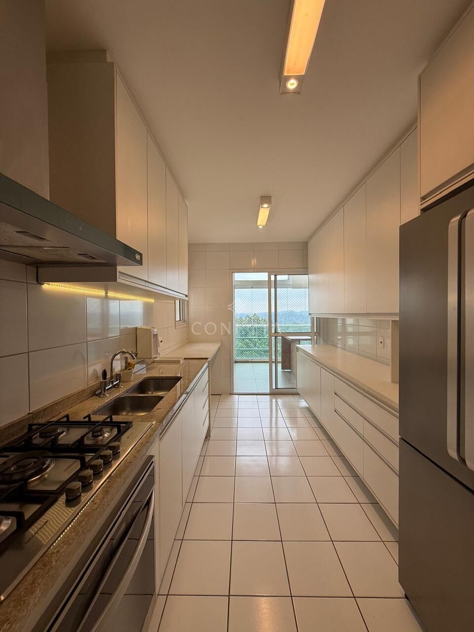 Apartamento, 4 quartos, 202 m² - Foto 2