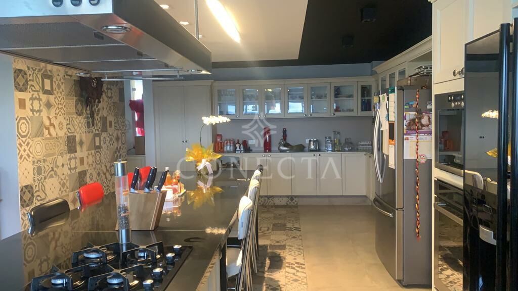 Casa à venda com 4 quartos, 700m² - Foto 7