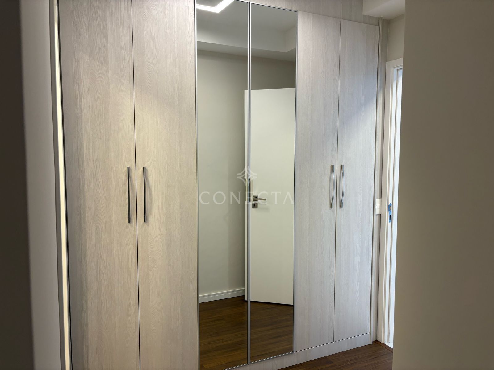 Apartamento para alugar com 3 quartos, 110m² - Foto 14
