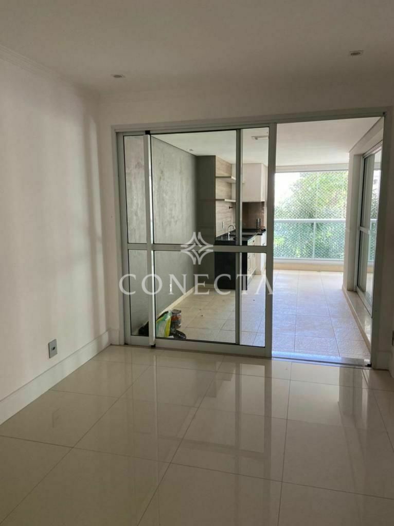 Apartamento à venda com 3 quartos, 235m² - Foto 9