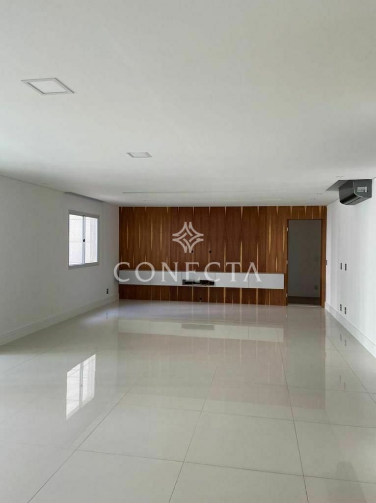 Apartamento à venda com 3 quartos, 235m² - Foto 5