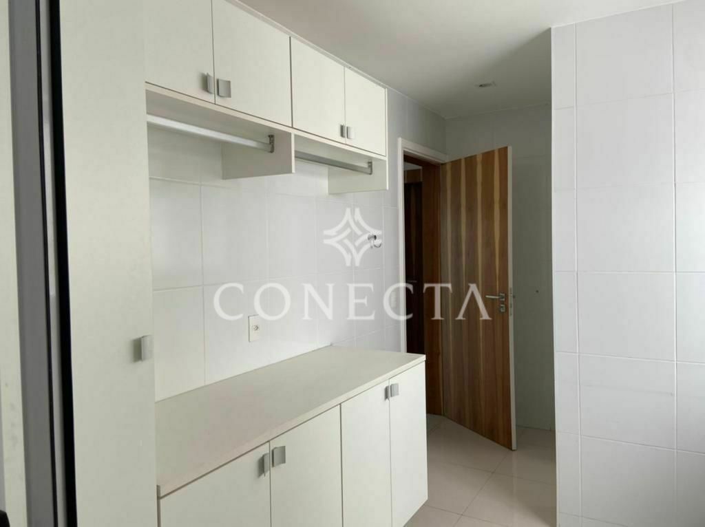 Apartamento à venda com 3 quartos, 235m² - Foto 13