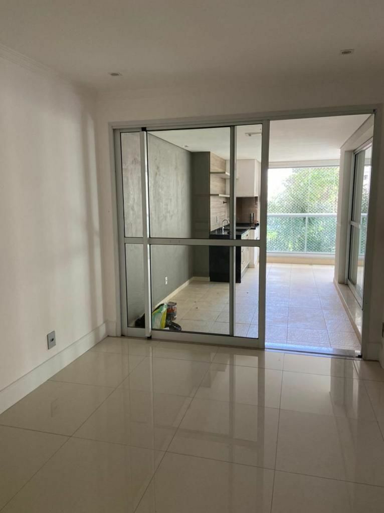 Apartamento para alugar com 3 quartos, 235m² - Foto 10