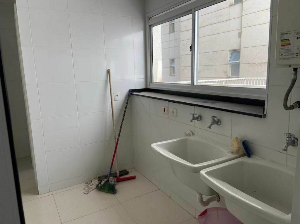 Apartamento para alugar com 3 quartos, 235m² - Foto 15