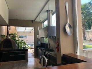 Casa à venda com 4 quartos, 1800m² - Foto 32