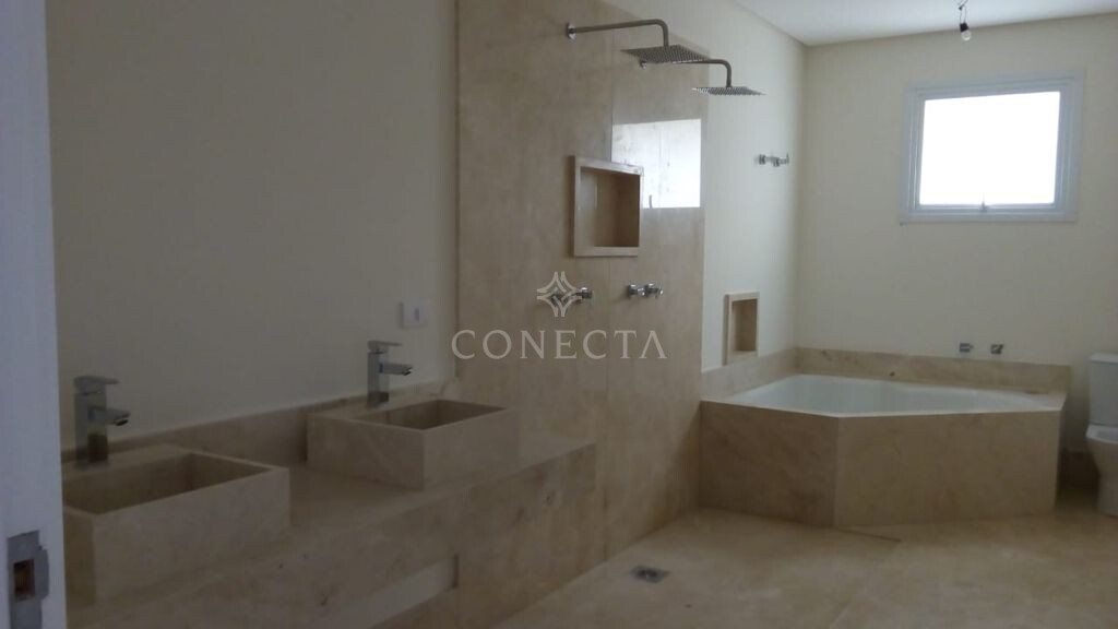 Casa à venda com 4 quartos, 750m² - Foto 14