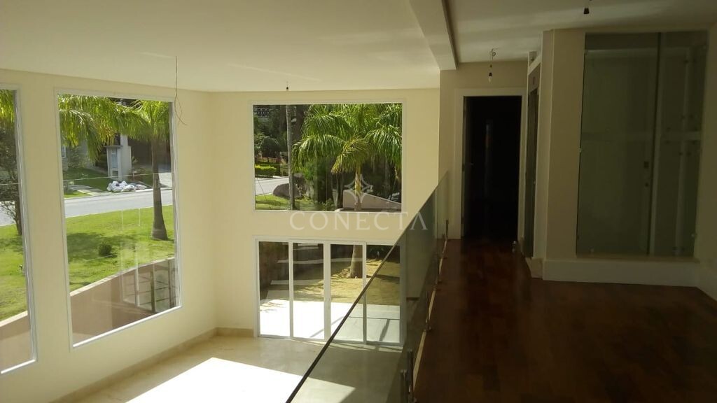 Casa à venda com 4 quartos, 750m² - Foto 9