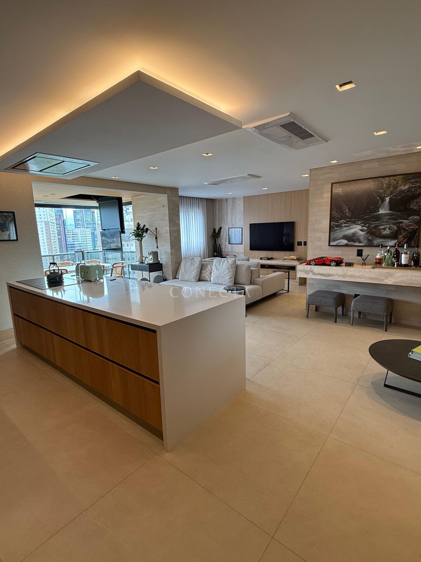 Apartamento à venda com 2 quartos, 112m² - Foto 1