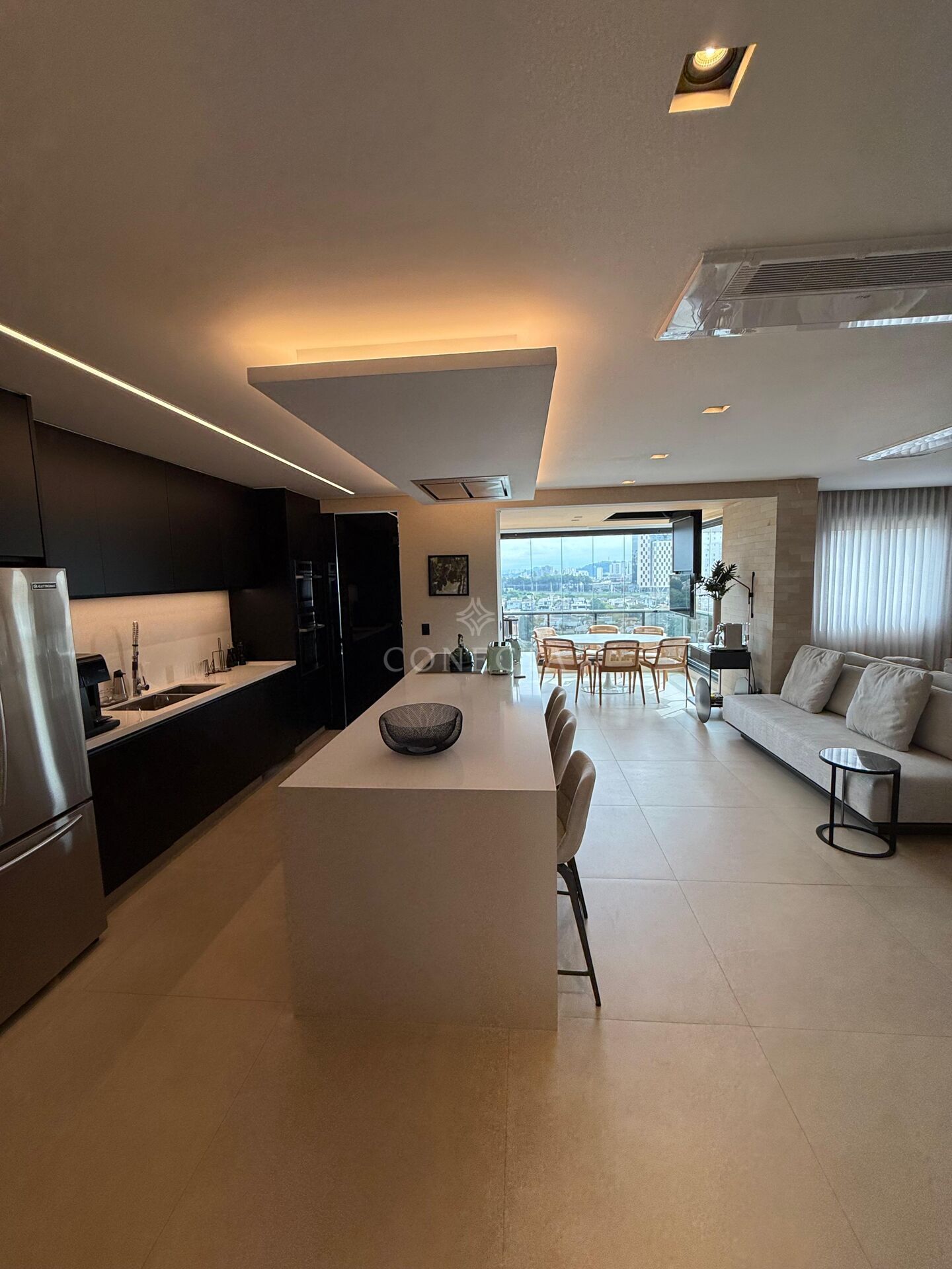 Apartamento à venda com 2 quartos, 112m² - Foto 6