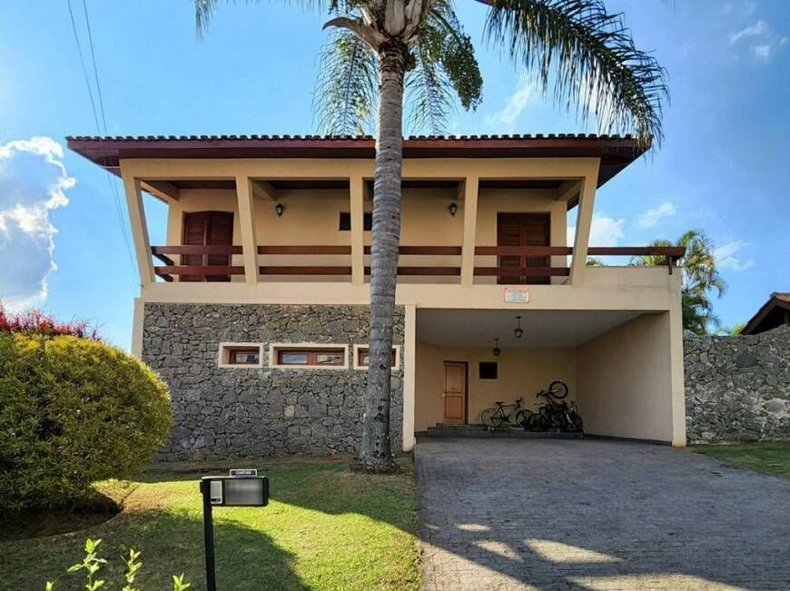 Casa à venda com 4 quartos, 400m² - Foto 1