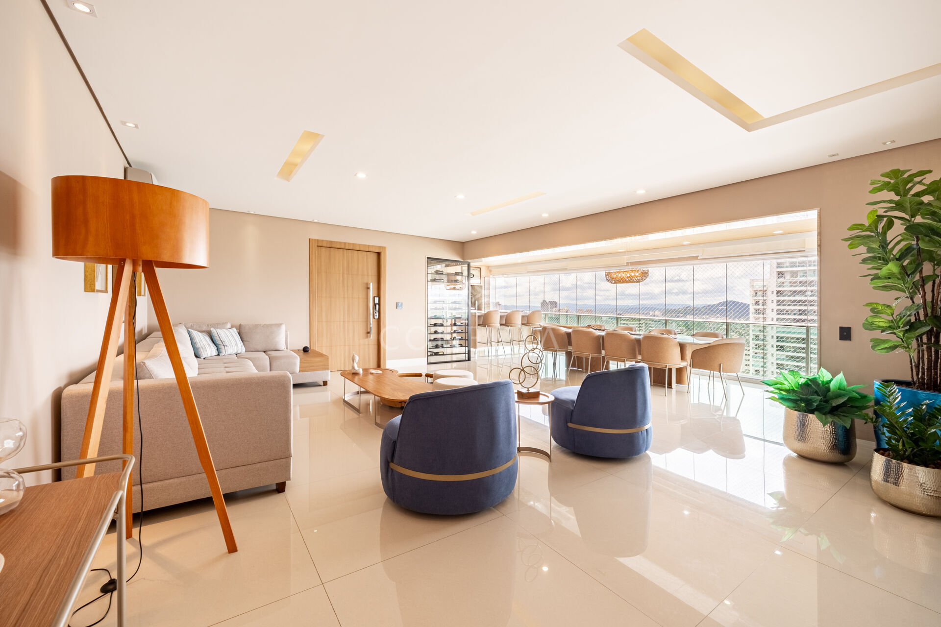 Apartamento, 3 quartos, 212 m² - Foto 2