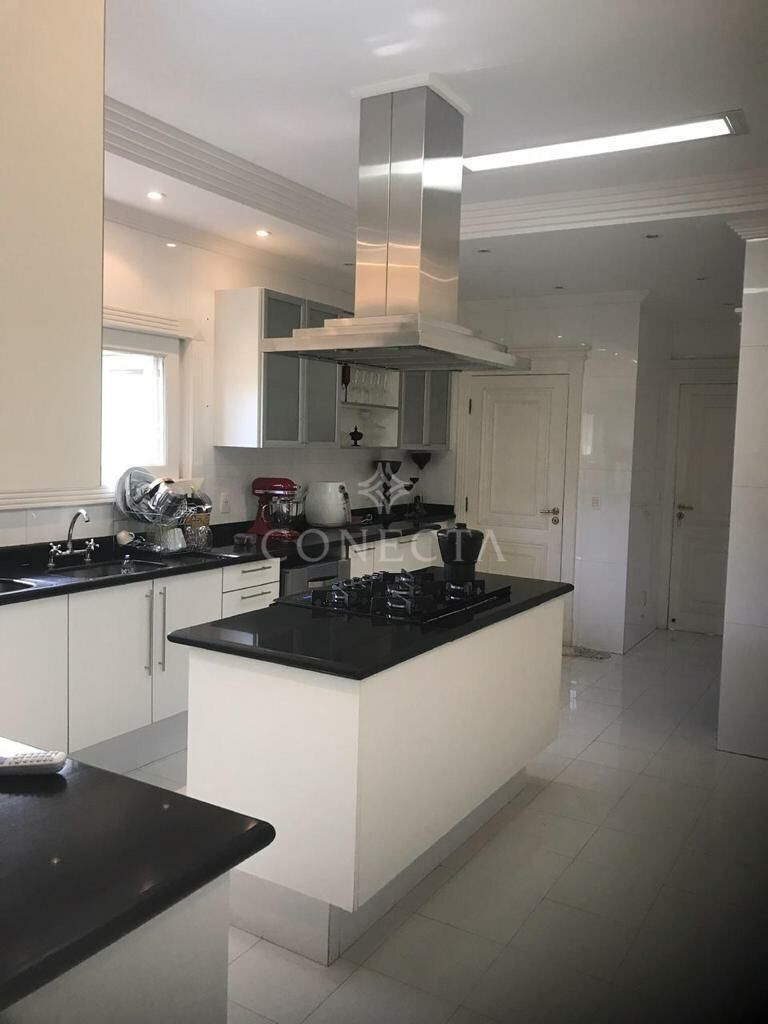 Casa à venda com 4 quartos, 1200m² - Foto 5